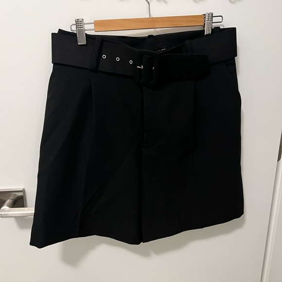 Zara High Rise Dress Shorts, Size Large - Picture 2 of 6